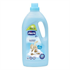 CHICCO Aviváž koncentrovaná Baby Sensitive Sladký pudr 1,5 l, 60 praní