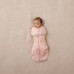 ERGOPOUCH Zavinovačka a pytel na spaní 2v1 Cocoon Daisies 6-12 m, 8-10 kg, 0,2 tog