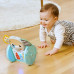 BABY EINSTEIN Hračka hudební interaktivní Chase & Tap Earl™ 6m+ BABY EINSTEIN Hračka hudební interaktivní Chase & Tap Earl™ 6m+