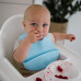 BABYONO Bryndák měkký plastový s kapsou bez BPA blue 6m+ BABYONO Bryndák měkký plastový s kapsou bez BPA blue 6m+