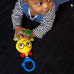 BABY EINSTEIN Hračka s chrastítkem natahovací na C kroužku Cal-a-Puller™ 0m+ BABY EINSTEIN Hračka s chrastítkem natahovací na C kroužku Cal-a-Puller™ 0m+