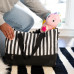 BABY EINSTEIN Hračka uklidňující se senzorem pláče mořský koník růžový Sea Dreams Seahorse™ 0m+
