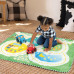 BABY EINSTEIN Deka na hraní s 3D farmou Busy Barnyard™ 0m+