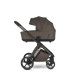 EASYWALKER Kočárek kombinovaný Zoey Chestnut Brown + CBX By CYBEX Aton B2 i-Size + základna