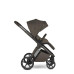 EASYWALKER Kočárek kombinovaný Zoey Chestnut Brown + CBX By CYBEX Aton B2 i-Size + základna