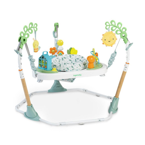 INGENUITY Aktivitní centrum se skákadlem a stolkem 3v1 PlayStage™, 6m+ INGENUITY Aktivitní centrum se skákadlem a stolkem 3v1 PlayStage™, 6m+