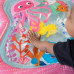 BABY EINSTEIN Podložka vodní pro rozvoj motoriky Jiggling Janet™ Tummy Time, 0m+