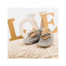 Moccs capáčky šedé s knoflíkem velikost 22/23