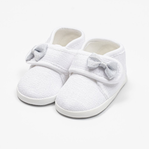 Kojenecké capáčky s mašličkou New Baby bílá 12-18 m Kojenecké capáčky s mašličkou New Baby bílá 12-18 m