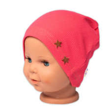 Baby Nellys Žebrovaná čepice Hvězdičky - korálová
