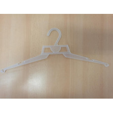 Plastové ramínko na oděvy mléčné   STANDARD    41cm