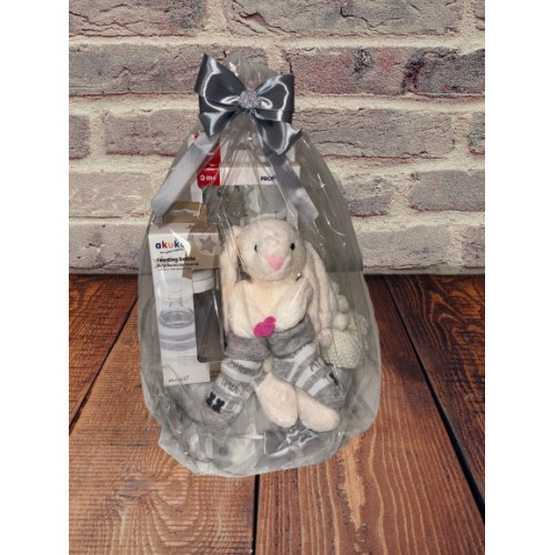 Originální plenkový dvoupatrový dort Smetanový zajíček Bunny Originální plenkový dvoupatrový dort Smetanový zajíček Bunny