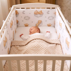 Oboustranný mantinel do postýlky BABYM – ochrana a pohodlí po celém obvodu 360 x 30 cm Medvídci v obláčku